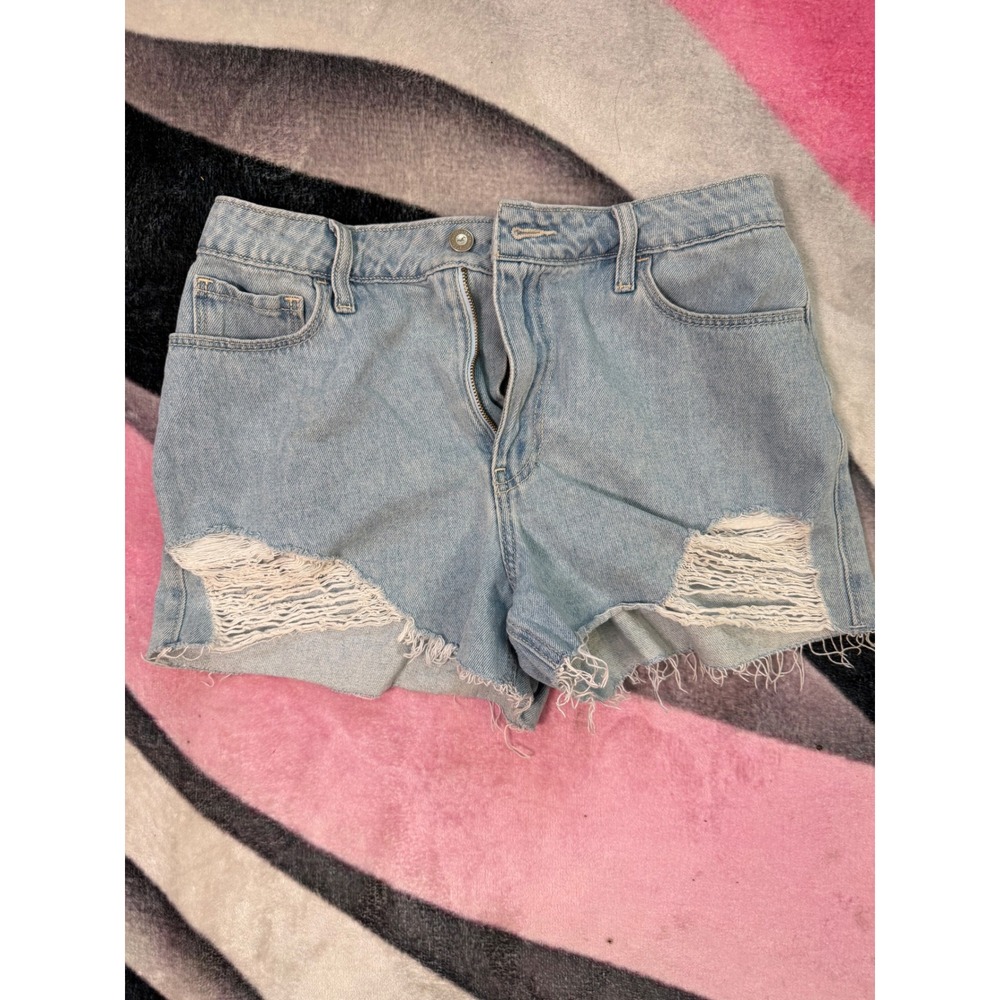 Hollister Ultra High-Rise Vintage Relaxed Mom Shorts Light Wash Distressed 7 W28